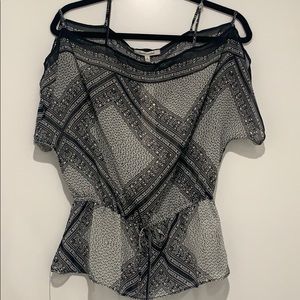 Pattern tunic. New.